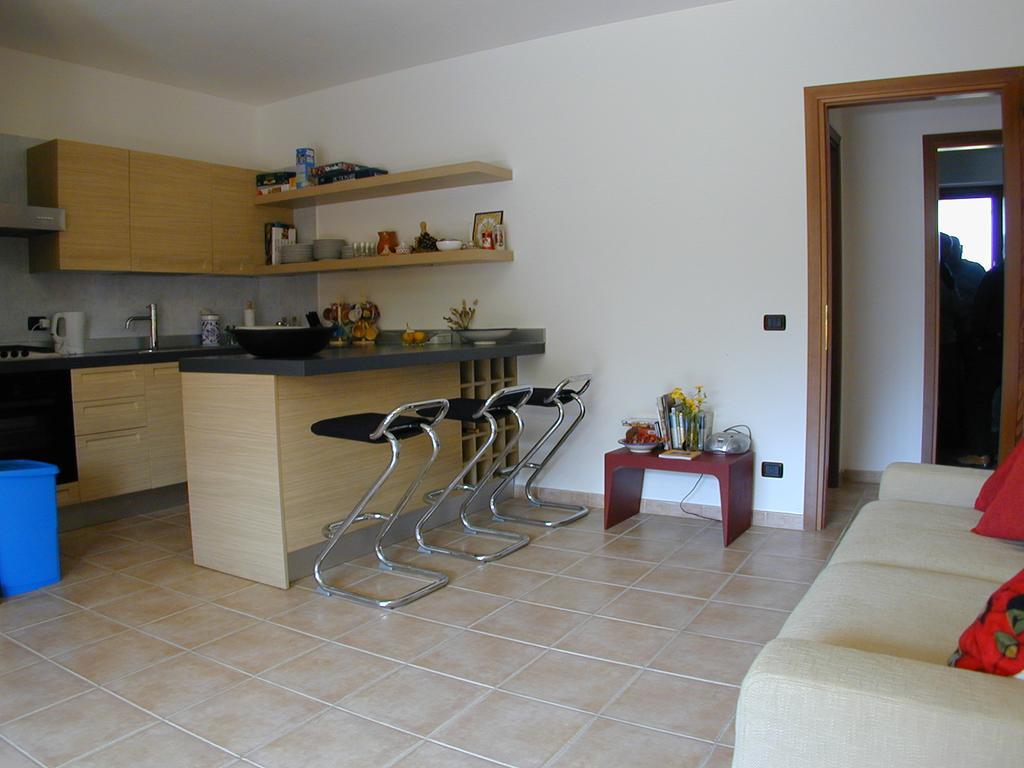 Appartamento Markus By La Via Del Mare Viaggi E Vacanze Виласимиус Екстериор снимка