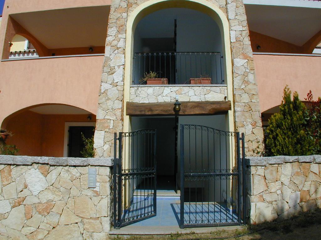 Appartamento Markus By La Via Del Mare Viaggi E Vacanze Виласимиус Екстериор снимка